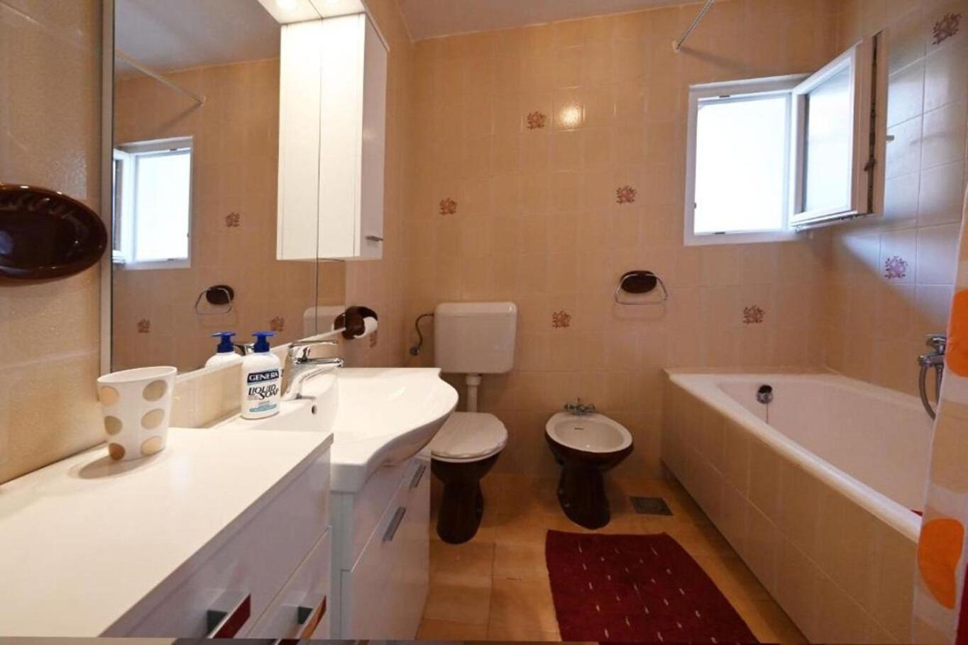 Apartment Mihovilovic สลาทิเน ภายนอก รูปภาพ