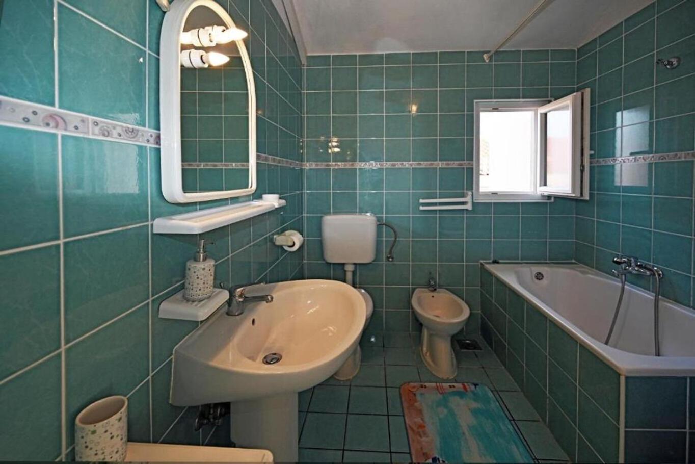 Apartment Mihovilovic สลาทิเน ภายนอก รูปภาพ